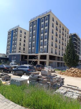 Kızıltepe TOKİ girişi hastane önü satılık ofisler