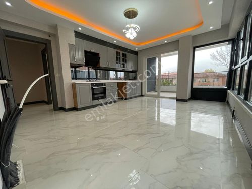  KARİYER'DEN SIFIR LUX OVACIK MERKEZDE 130m2 GENİŞ FIRSAT DAİRESİ