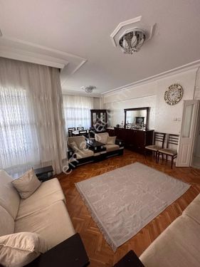 GAZİKENT MAH ATAKENT SİTESİNDE FULL BAKIMLI ARA KAT PARK CEPHELİ DAİRE