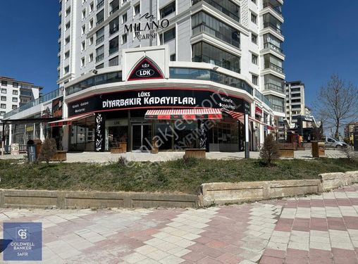 CB SAFİR'den GÜNGÖR CADDESİ'nde 440 m2 DEVREN KİRALIK İŞ YERİ