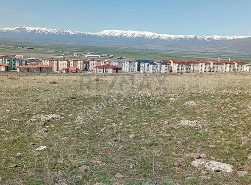 Re/max Kırmızı'dan Erzurum Hilalkent'de Satılık Tarla