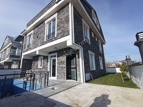  4+1 MÜSTAKİL HAVUZLU ÖN CEPHE YAZLIK VİLLA - VILLA FOR SALE