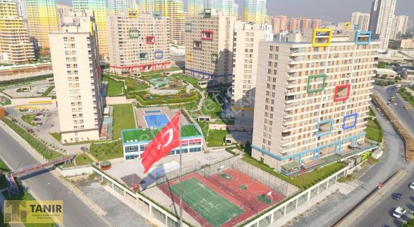 1İSTANBUL SİTESİ ISPARTAKULE'DE SATILIK PEYJAZ CEPHE LÜX DAİRE