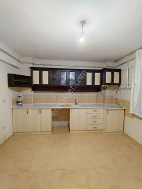 AVCILAR FİRUZKÖY 1+1 KİRALIK DAİRE 