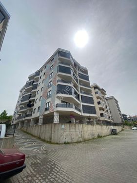  AKÇAKOCA OSMANİYE MH. ARA KAT 3+1 EBEVEYN BANYOLU SATILIK DAİRE