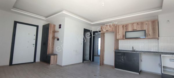  ÇARKIPAREDE SATILIK 1+1 DAİRE