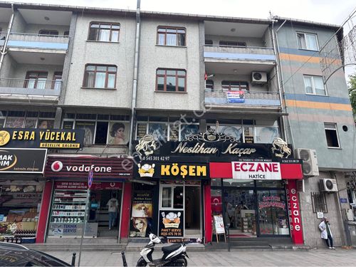 Kocaeli izmit merkez'de Kiralık Daire Cadde Üstü - ÜÇYOL