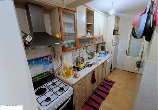 GÜNGÖREN GÜNEŞTEPE  MAHALLESİNDE  TRAMVAYA YAKIN 2+1 ODALI 1. ARA KAT SATILIK DAİRE