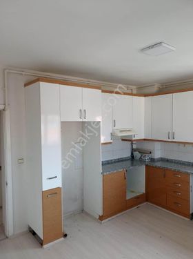  ENDER UYSALDAN FESLEĞENDE KİRALIK 3+1 ARA KAT ASANSÖRLÜ DAİRE