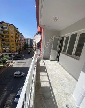 EMİRBEY GAYRİMENKUL DEN KİRALIK DAİRE