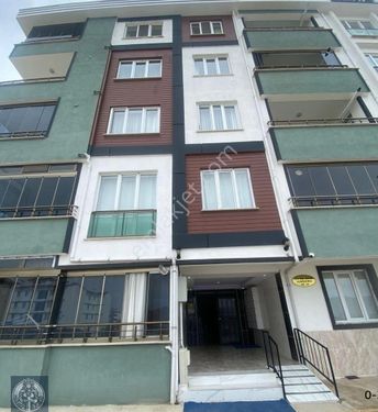 TOMRİS HATUN GAYRİMENKULDEN AYVAZ MAH 2+1KİRALIK DAİRE