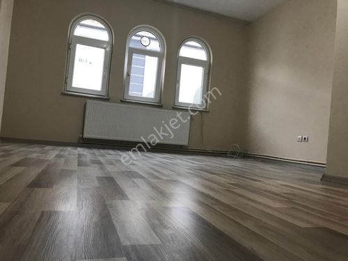  ŞİRİNEVLER DE 3+1 KİRALIK DAİRE