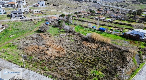 ÇALTILIDEREDE YAT TERSANESİNİN YANINDA SATILIK ARSA