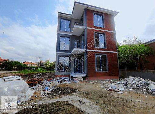 SAKARYA ROYAL'DEN ADAPAZARI TEKELER'DE ARAKAT 2+1 LÜKS DAİRE