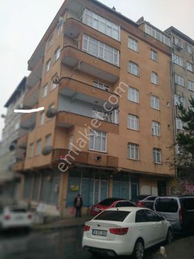 2+1 satılık daire Atatürk mah caddeye yakın 