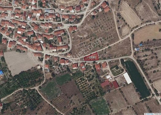 ULUBORLU’DA 600 M2 FIRSAT KÖŞE PARSEL ARSA