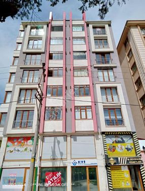 ÜNLÜ EMLAKTAN MERKEZİ KONUMDA ANA CADDE MANZARALI KİRALIK DAİRE