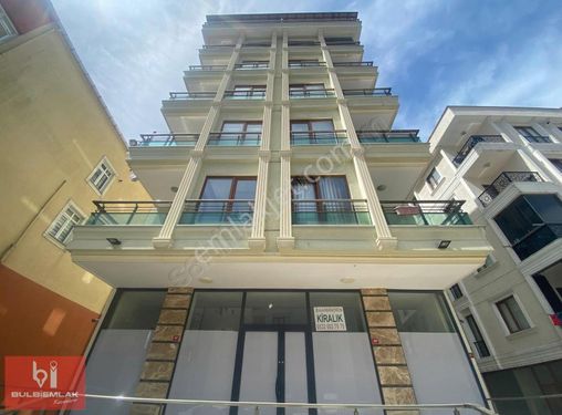 ÇEKMEKÖY ÇATALMEŞE MAH'DA GENÇ BİNA FIRSAT 2+1 SATILIK DAİRE