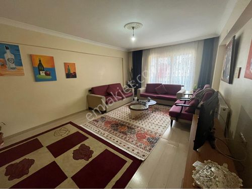 BEŞİKKAYA MAHALLESİNDE 8. CADDE ÜZERİNDE DAİRE