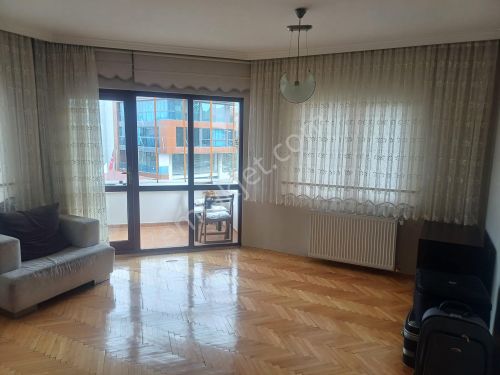  VEDAT DALOKAY CADDESİNDE KATTA MANZARALI ASANSÖRLÜ OTOPARKLI 3+1 SATILIK DAİRE