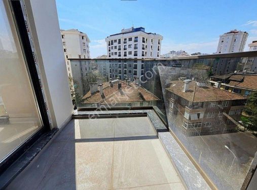  KOZYATAĞINDA EBEVEYN BANYO BALKONLU 3+1 NET 95 M2 SIFIR FERAH AYDINLIK DAİREDİR