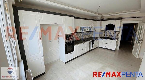 REMAX PENTA'DAN YILDIZKENT'TE4+1 KİRALIK LÜKS DAİRE