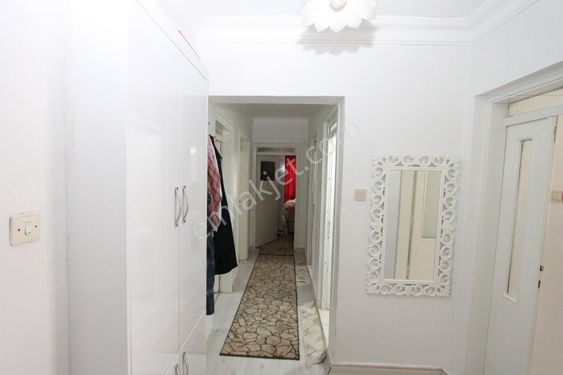 GAZİKENT AMAÇYAPIDA 1+1 FİYATINA 3+1 FULL BAKIMLI ARA KAT DAİRE