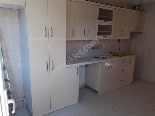  GÜNEŞ'TEN ZÜBEYDE HN KOLEJİ 5DK 3+1 150 M2 2 BALKON 2.KAT