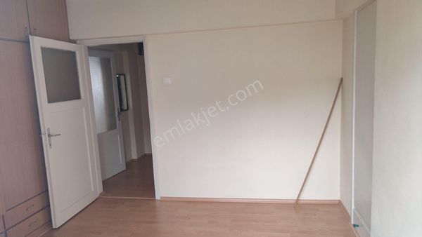 SALTOĞLUNDAN BURSA MERKEZDE KARAAĞAÇ MAHALLEASİNDE SATILIK DAİRE