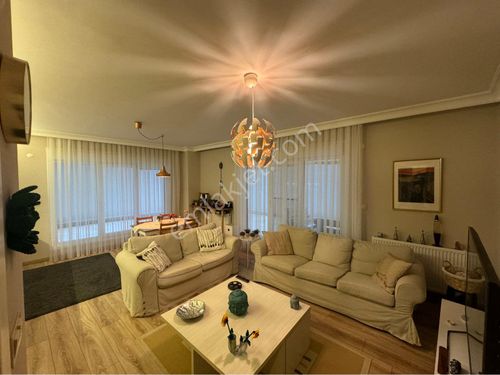 Sahibinden Küçükyalı'da 2+1 Geniş Bahçe Kullanımlı Daire