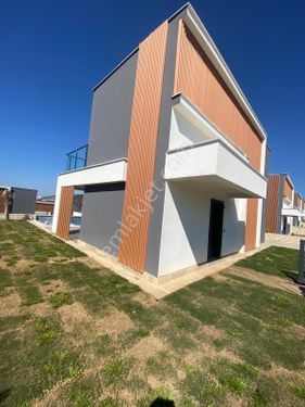 Kuşadası Değirmendere 4+1 satılık dublex villa