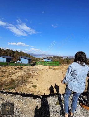 SAPANCA HACIMERCAN'DA GÖL MANZARALI ARSA