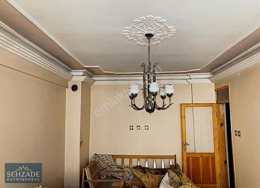 ŞEHZADE'DEN DEĞİRMENÖNÜ MAH. ARAKAT SATILIK DAİRE