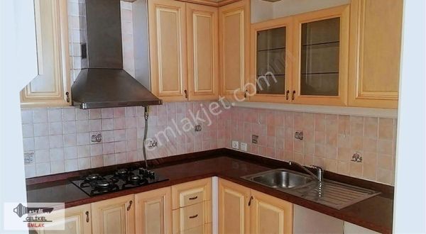 KONAK HATAY SATILIK DAİRE 3+1 136 SK