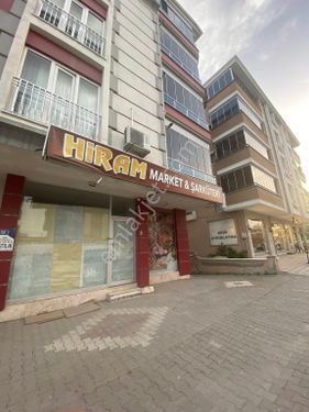 Toygar Mahallesinde 75 m2 Satılık Dükkan