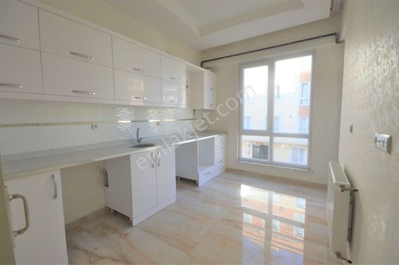 BİLGE EMLAKTAN YEDİTEPE SATILIK  2+1 DAİRE 