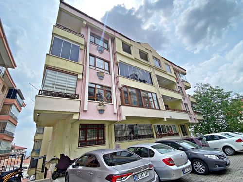  3+1 GENİŞ OTURUMA SAHİP ANKARA MANZARALI -TERAS BALKON-ASANSÖR-