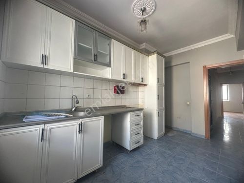 KUZEYYAKA MAHALLESİ 2+1 KATTA SATILIK DAİRE 