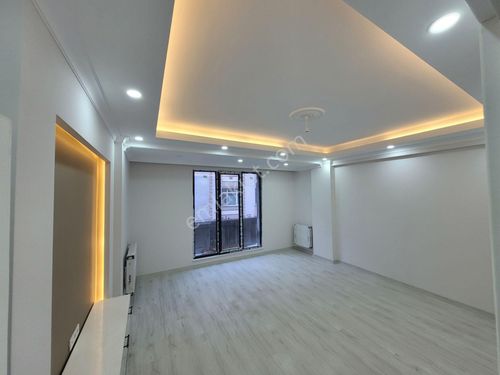  ARIKOĞLUNDAN U.MUMCUDA 3+1 120M2 ASANSÖRLÜ EBEWEYNLİ 2.Cİ ARAKAT