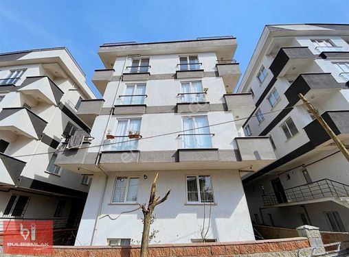 SANCAKTEPE EYÜPSULTAN MAH'DA GENİŞ OTURUMLU 3+1 SATILIK DAİRE