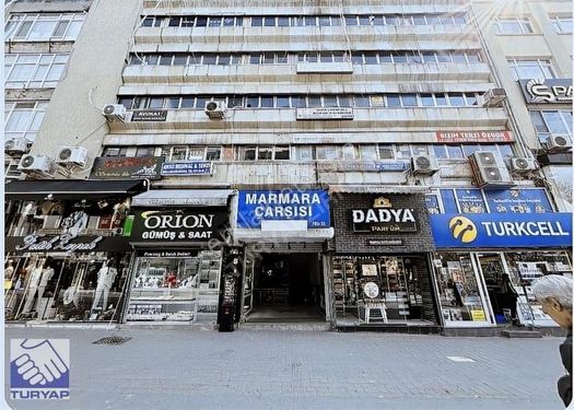 Bakırköy,Yürüyüş Yolunda, Marmara Çarşısında 25 m2 Ofis