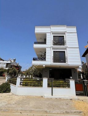 Mersin Yenişehir Gökçebelen 4.Çevre Yolu Satılık Tripleks Villa