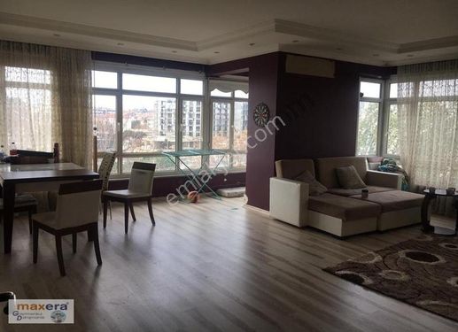 İNCİRLİ CADDESİNE DE 3 .KAT 170M2 3+1 ASANSÖRLÜ BALKONLU