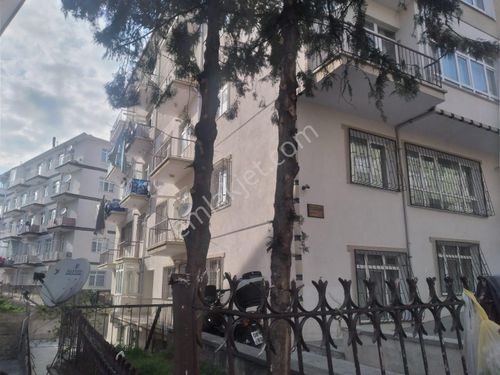  Ankara Keçiören Yakacık Mahallesi Çeltik Sokak 2.katta 3+1 Kombili Daire