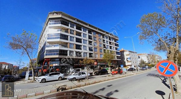 KIRŞEHİR KAMAN MERKEZ DE ATATÜRK CAD 1040 M2 DÜKKAN