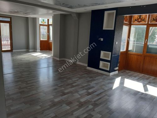 Limopol'den Fethiye M.kemal Bulvarı Üzeri 160 M2 Kiralık