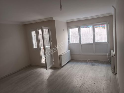  FULL YAPILI GİRİŞ KAT 2 BALKONLU 120 M2 SATILIK DAİRE