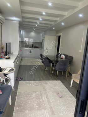 ERGENEKON  MAHALLESİNDE SATILIK LÜKS DAİRE