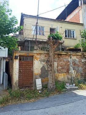  Salihli Seyrantepe mahallesinde satılık 2 katlı bina 
