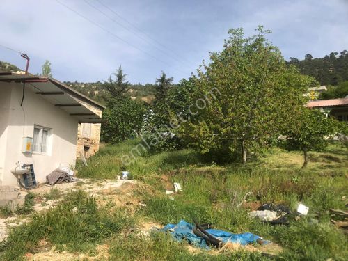 MERSİN-Erdemli- Çamlı'da Yaz Kış oturulabilir köy içinde ev yeri 